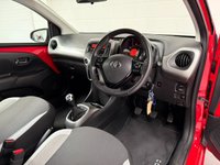 USED 2018 18 TOYOTA AYGO 1.0 VVT-i x-play Hatchback 3dr Petrol Manual Euro 6 (68 ps) DAB, LED LIGHTS, IDEAL 1ST CAR