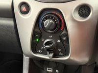 USED 2018 18 TOYOTA AYGO 1.0 VVT-i x-play Hatchback 3dr Petrol Manual Euro 6 (68 ps) DAB, LED LIGHTS, IDEAL 1ST CAR