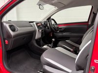USED 2018 18 TOYOTA AYGO 1.0 VVT-i x-play Hatchback 3dr Petrol Manual Euro 6 (68 ps) DAB, LED LIGHTS, IDEAL 1ST CAR
