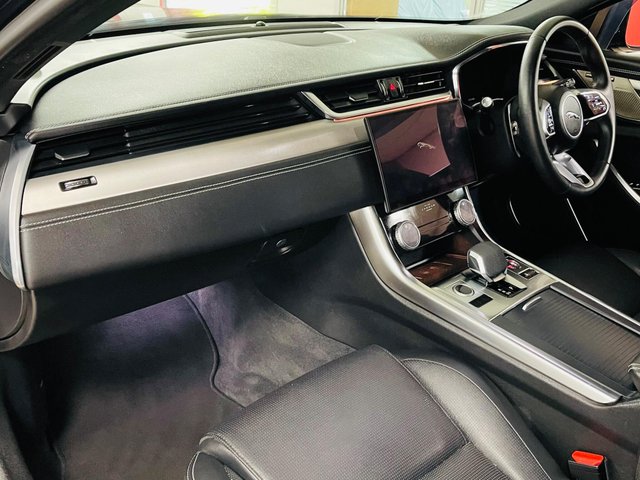 View our JAGUAR XF