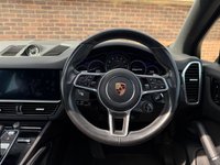 USED 2019 69 PORSCHE CAYENNE 3.0 V6 E-Hybrid 14.1kWh SUV 5dr Petrol Plug-in Hybrid TiptronicS 4WD Euro 6 (s/s) (3.6kW Charger) (462 ps) 