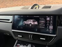 USED 2019 69 PORSCHE CAYENNE 3.0 V6 E-Hybrid 14.1kWh SUV 5dr Petrol Plug-in Hybrid TiptronicS 4WD Euro 6 (s/s) (3.6kW Charger) (462 ps) 