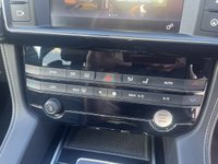 USED 2017 17 JAGUAR F-PACE 2.0 D180 R-Sport SUV 5dr Diesel Auto AWD Euro 6 (s/s) (180 ps) 