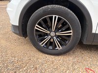 USED 2018 18 VOLKSWAGEN TIGUAN 2.0 TDI SE Navigation Euro 6 (s/s) 5dr 2 Owners, Full Service History