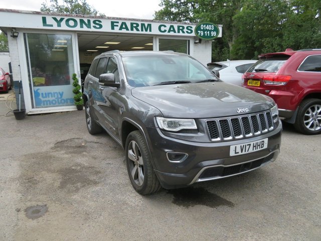 View our JEEP GRAND CHEROKEE