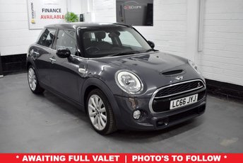 2016 MINI HATCH