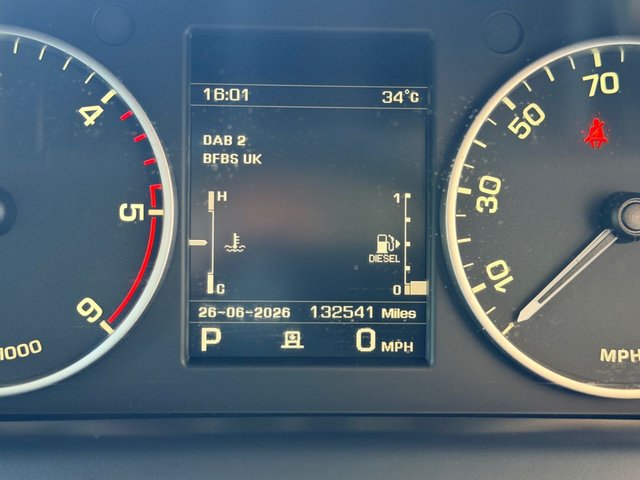 View our LAND ROVER DISCOVERY 4