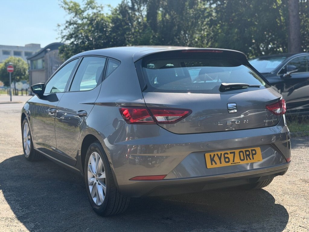 2017 SEAT Leon thumbnail 6