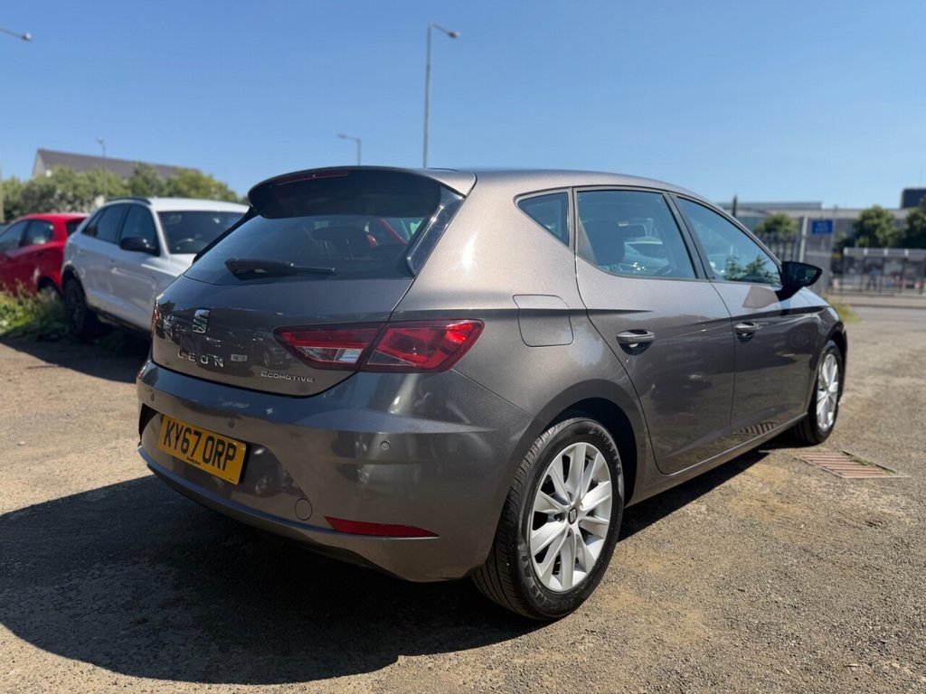 2017 SEAT Leon thumbnail 8