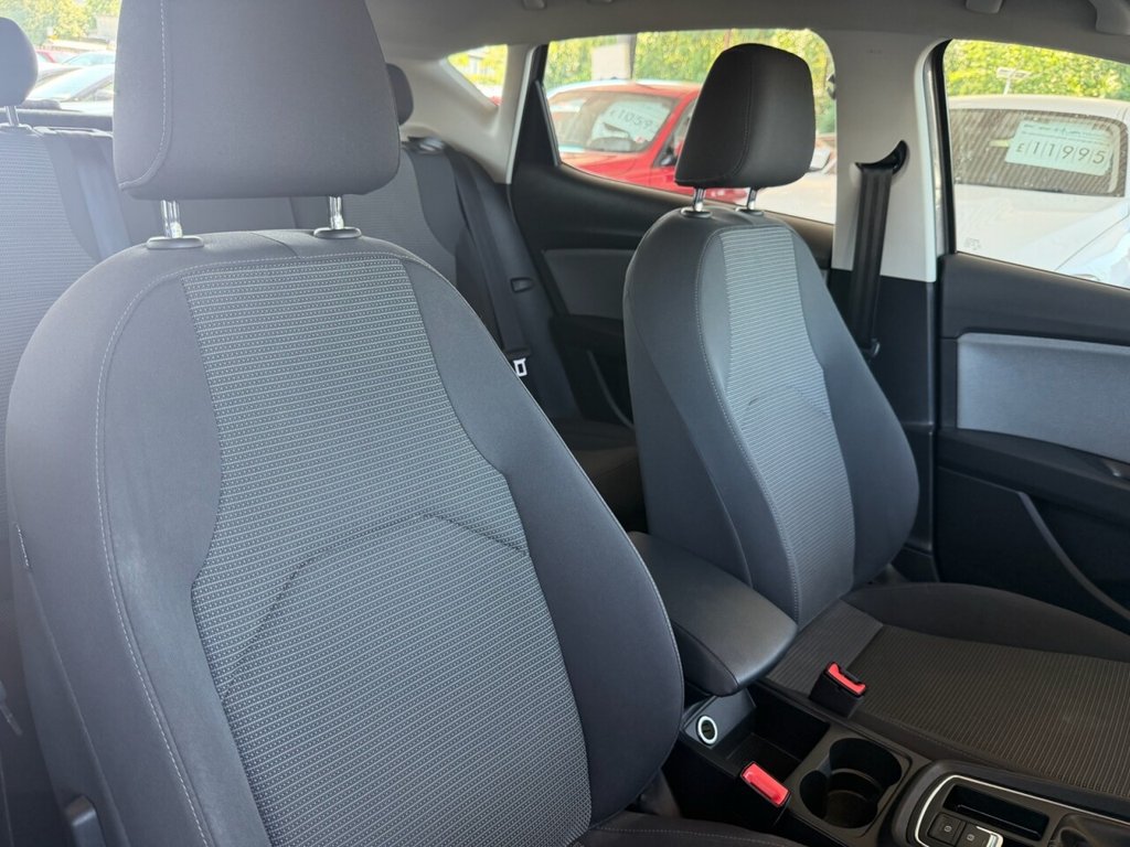 2017 SEAT Leon thumbnail 14