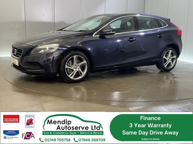 View our VOLVO V40