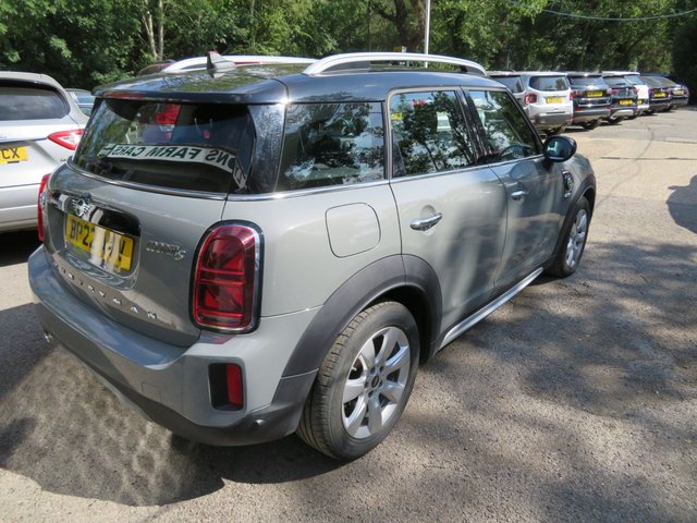 View our MINI COUNTRYMAN