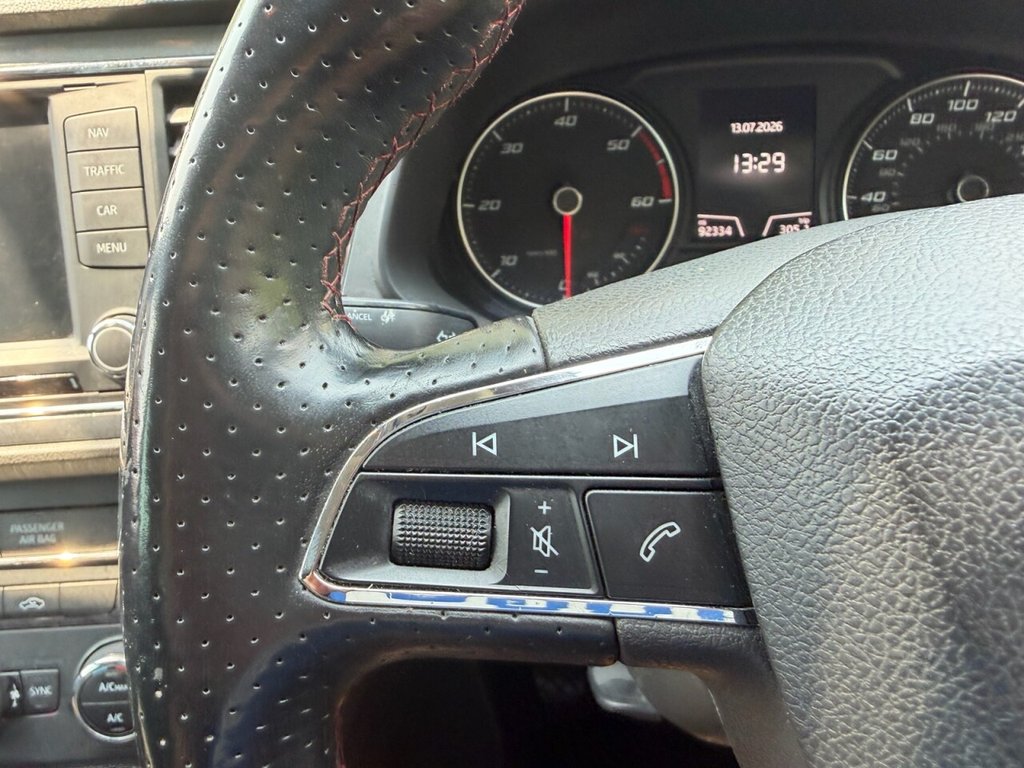 USED 2016 J SEAT LEON 2.0 TDI FR Hatchback 5dr Diesel Manual Euro 6 (s/s) (150 ps) BLUETOOTH, LEATHER, DAB, AC