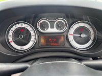 USED 2014 14 FIAT 500L 1.3 MultiJet Trekking Dualogic Euro 5 (s/s) 5dr S/history,Bluetooth, warranty