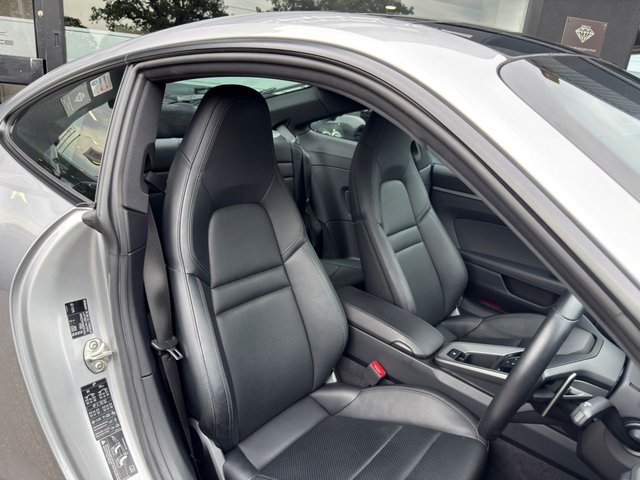 View our PORSCHE 911
