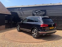 USED 2016 16 VOLKSWAGEN TOUAREG 3.0 TDI V6 BlueMotion Tech R-Line SUV 5dr Diesel Tiptronic 4WD Euro 6 (s/s) (262 ps) Px Welcome Finance Available