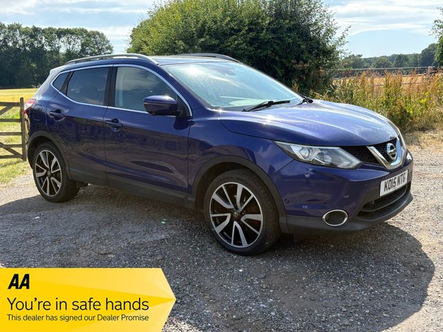 View our NISSAN QASHQAI