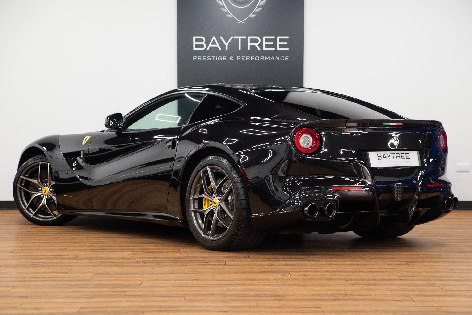 USED 2015 15 FERRARI F12 BERLINETTA 6.3 V12 Coupe 2dr 