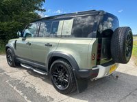 USED 2020 70 LAND ROVER DEFENDER 110 2.0 SD4 S SUV 5dr Diesel Auto 4WD Euro 6 (s/s) (200 ps) HEATED & COOLED FRONT SEATS + HEATED STEERING WHEEL + MERIDIAN SOUND SYSTEM + APPLE CARPLAY/ANDROID AUTO + 360 DEGREE PARKING AID WITH PARKING SENSORS + FINISHED IN PANGEA GREEN + DAB RADIO + CRUISE CONTROL + 10' TOUCHSCREEN DISPLAY + PRIVACY GLASS + AUTOMATIC HEADLIGHTS + LANE KEEP ASSIST + TRAFFIC SIGN RECOGNITION + 12-WAY SEMI POWERED FRONT SEATS + 19' BLACK ALLOY WHEELS WITH TPMS