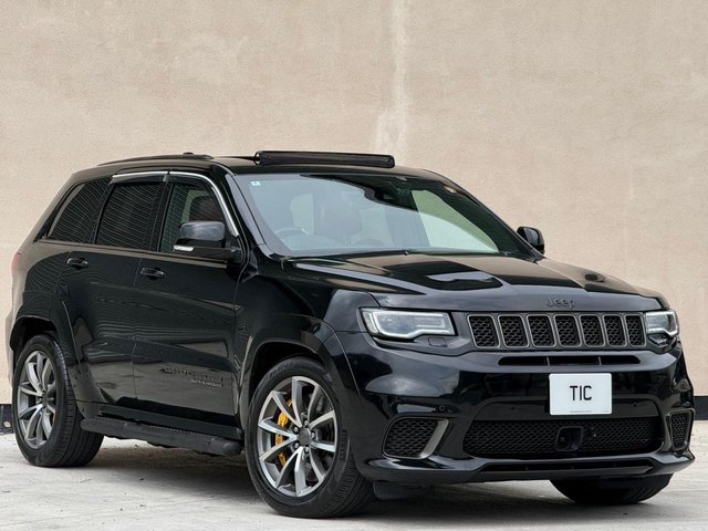 View our JEEP GRAND CHEROKEE
