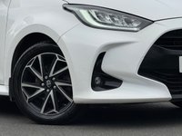 USED 2022 71 TOYOTA YARIS 1.5 VVT-h Design Hatchback 5dr Petrol Hybrid E-CVT Euro 6 (s/s) (116 ps) 