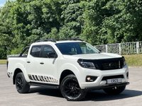 USED 2018 P NISSAN NAVARA 2.3 dCi N-Guard Pickup Double Cab 4dr Diesel Auto 4WD Euro 6 (190 ps) ** NO VAT **   BULL BARS + SUNROOF