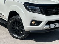 USED 2018 P NISSAN NAVARA 2.3 dCi N-Guard Pickup Double Cab 4dr Diesel Auto 4WD Euro 6 (190 ps) ** NO VAT **   BULL BARS + SUNROOF