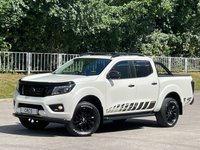 USED 2018 P NISSAN NAVARA 2.3 dCi N-Guard Pickup Double Cab 4dr Diesel Auto 4WD Euro 6 (190 ps) ** NO VAT **   BULL BARS + SUNROOF
