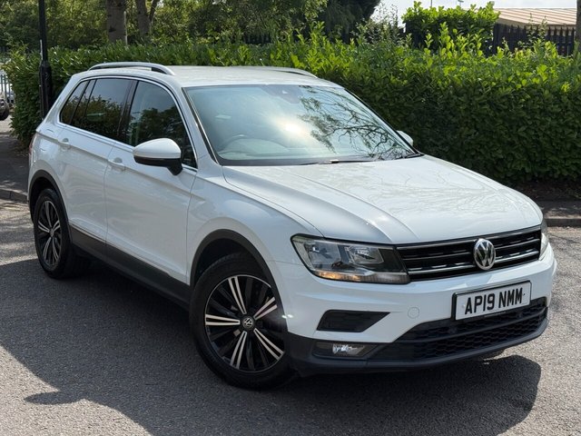 View our Volkswagen Tiguan 2.0 TDI SE Navigation SUV 5dr Diesel Manual Euro 6 (s/s) (150 ps)