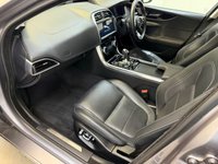 USED 2020 20 JAGUAR XE 2.0 P250i R-Dynamic HSE Saloon 4dr Petrol Auto Euro 6 (s/s) (250 ps) Black Pack & Head Up Display