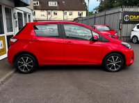 USED 2018 18 TOYOTA YARIS 1.5 VVT-i Icon Tech Hatchback 5dr Petrol CVT Euro 6 (111 ps) Full TOYOTA Service History  |  1 Owner From Brand New  |  2 Keys
