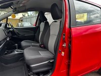 USED 2018 18 TOYOTA YARIS 1.5 VVT-i Icon Tech Hatchback 5dr Petrol CVT Euro 6 (111 ps) Full TOYOTA Service History  |  1 Owner From Brand New  |  2 Keys