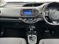 USED 2018 18 TOYOTA YARIS 1.5 VVT-h Icon Tech Hatchback 5dr Petrol Hybrid E-CVT Euro 6 (s/s) (100 ps) Full TOYOTA Service History  |  1 Owner From Brand New