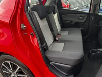 USED 2018 18 TOYOTA YARIS 1.5 VVT-h Icon Tech Hatchback 5dr Petrol Hybrid E-CVT Euro 6 (s/s) (100 ps) Full TOYOTA Service History  |  1 Owner From Brand New