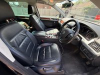 USED 2011 61 VOLKSWAGEN TOUAREG 3.0 TDI V6 BlueMotion Tech SE Tiptronic 4WD Euro 5 (s/s) 5dr SAT NAV! FULL HISTORY! DAB