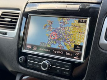 View our VOLKSWAGEN TOUAREG