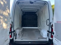 USED 2022 22 RENAULT MASTER 2.3 dCi 35 Business Panel Van 4dr Diesel Manual FWD MWB Medium Roof Euro 6 (135 ps) 