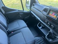 USED 2022 22 RENAULT MASTER 2.3 dCi 35 Business Panel Van 4dr Diesel Manual FWD MWB Medium Roof Euro 6 (135 ps) 