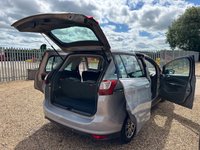 USED 2012 12 FORD GRAND C-MAX 1.6 TDCi Titanium MPV 5dr Diesel Manual Euro 5 (115 ps) 