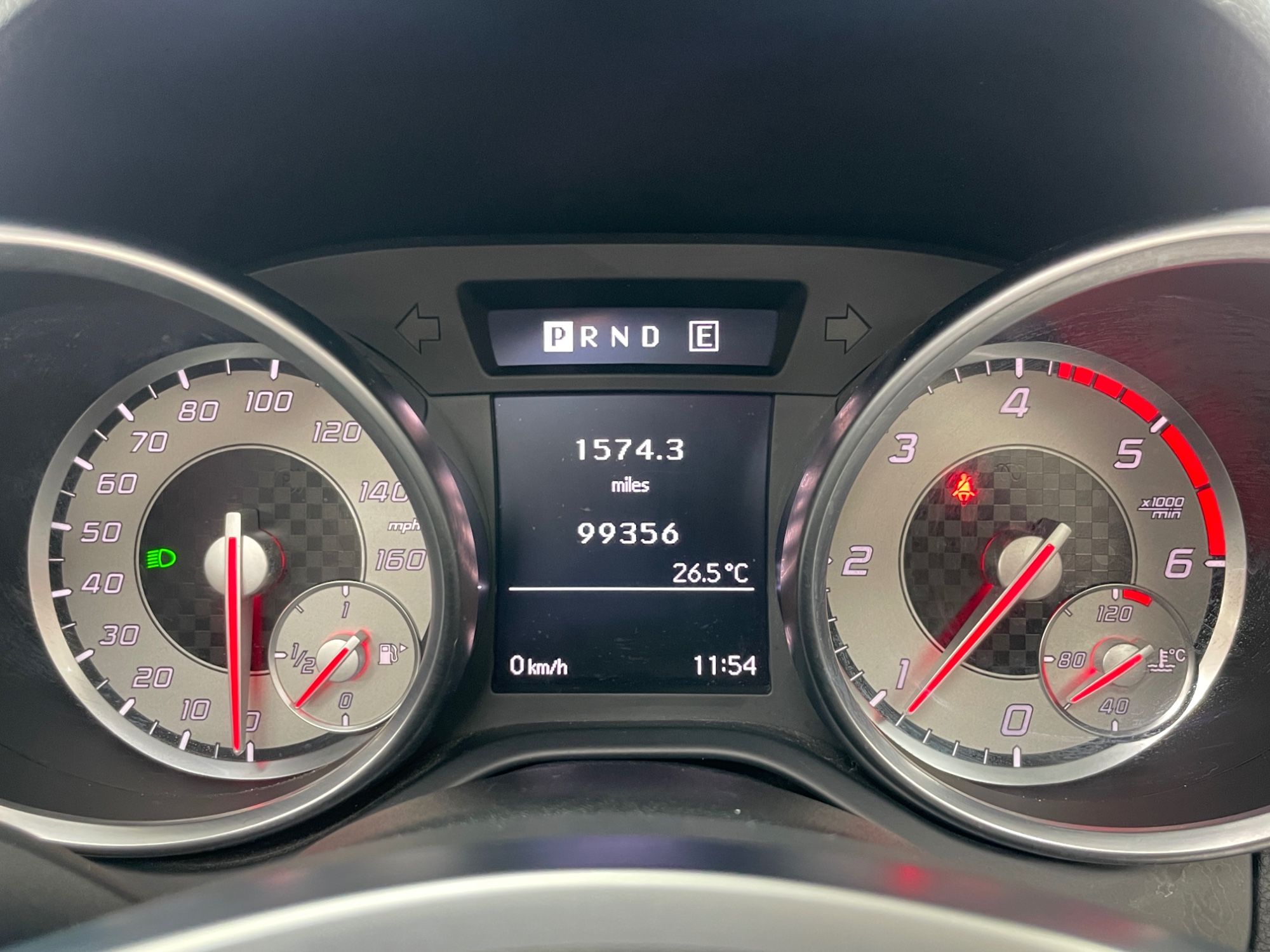 USED 2013 13 MERCEDES-BENZ SLK 2.1 SLK250 CDI AMG Sport Convertible 2dr Diesel G-Tronic+ Euro 5 (s/s) (204 ps) 