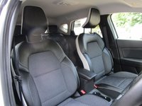 USED 2023 23 RENAULT CAPTUR 1.6 E-TECH techno SUV 5dr Petrol Hybrid Auto Euro 6 (s/s) (145 ps) 
