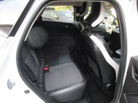 USED 2023 23 RENAULT CAPTUR 1.6 E-TECH techno SUV 5dr Petrol Hybrid Auto Euro 6 (s/s) (145 ps) 