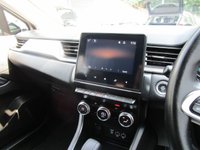 USED 2023 23 RENAULT CAPTUR 1.6 E-TECH techno SUV 5dr Petrol Hybrid Auto Euro 6 (s/s) (145 ps) 