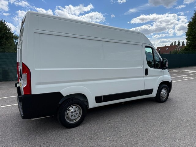 View our PEUGEOT BOXER