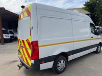 USED 2021 71 MERCEDES-BENZ SPRINTER 2.0 315 CDI Premium Panel Van 5dr Diesel Manual RWD L2 H2 Euro 6 (s/s) (150 ps) 