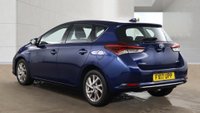 USED 2017 17 TOYOTA AURIS 1.8 VVT-h Business Edition Hatchback 5dr Petrol Hybrid CVT Euro 6 (s/s) (Safety Sense) (136 ps) 