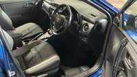 USED 2017 17 TOYOTA AURIS 1.8 VVT-h Business Edition Hatchback 5dr Petrol Hybrid CVT Euro 6 (s/s) (Safety Sense) (136 ps) 