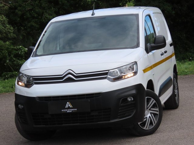 View our CITROEN BERLINGO