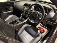 USED 2016 16 JAGUAR XE 2.0d R-Sport Saloon 4dr Diesel Auto AWD Euro 6 (s/s) (180 ps) 