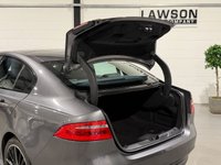 USED 2016 16 JAGUAR XE 2.0d R-Sport Saloon 4dr Diesel Auto AWD Euro 6 (s/s) (180 ps) 